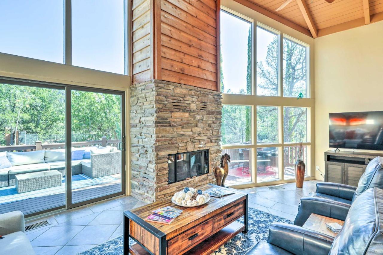 Bright Sedona Home With Deck And Mountain Views! 외부 사진